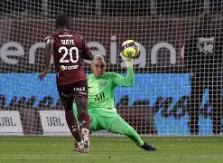 九游体育官网关于巴黎圣日耳曼门将多次救险，当选全场最佳球员，那个加入标准设计.的信息