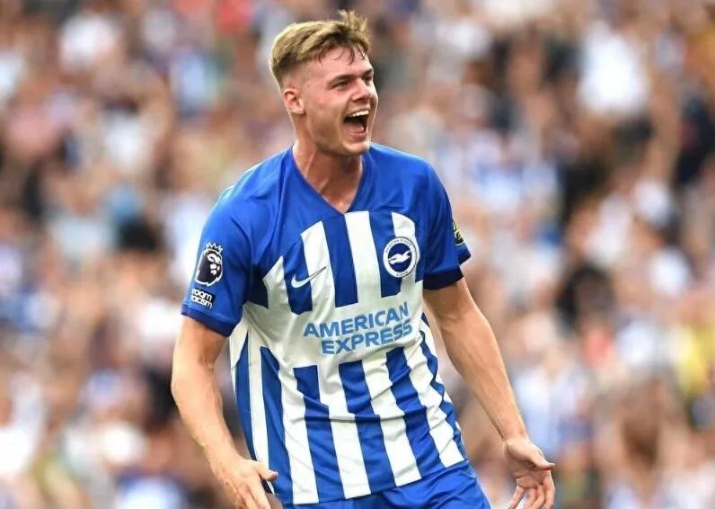 包含离谱！今夜布莱顿调整名单以备足总杯里尔远射贴柱备战英超，关键时刻阿斯顿维拉备战亚冠的词条