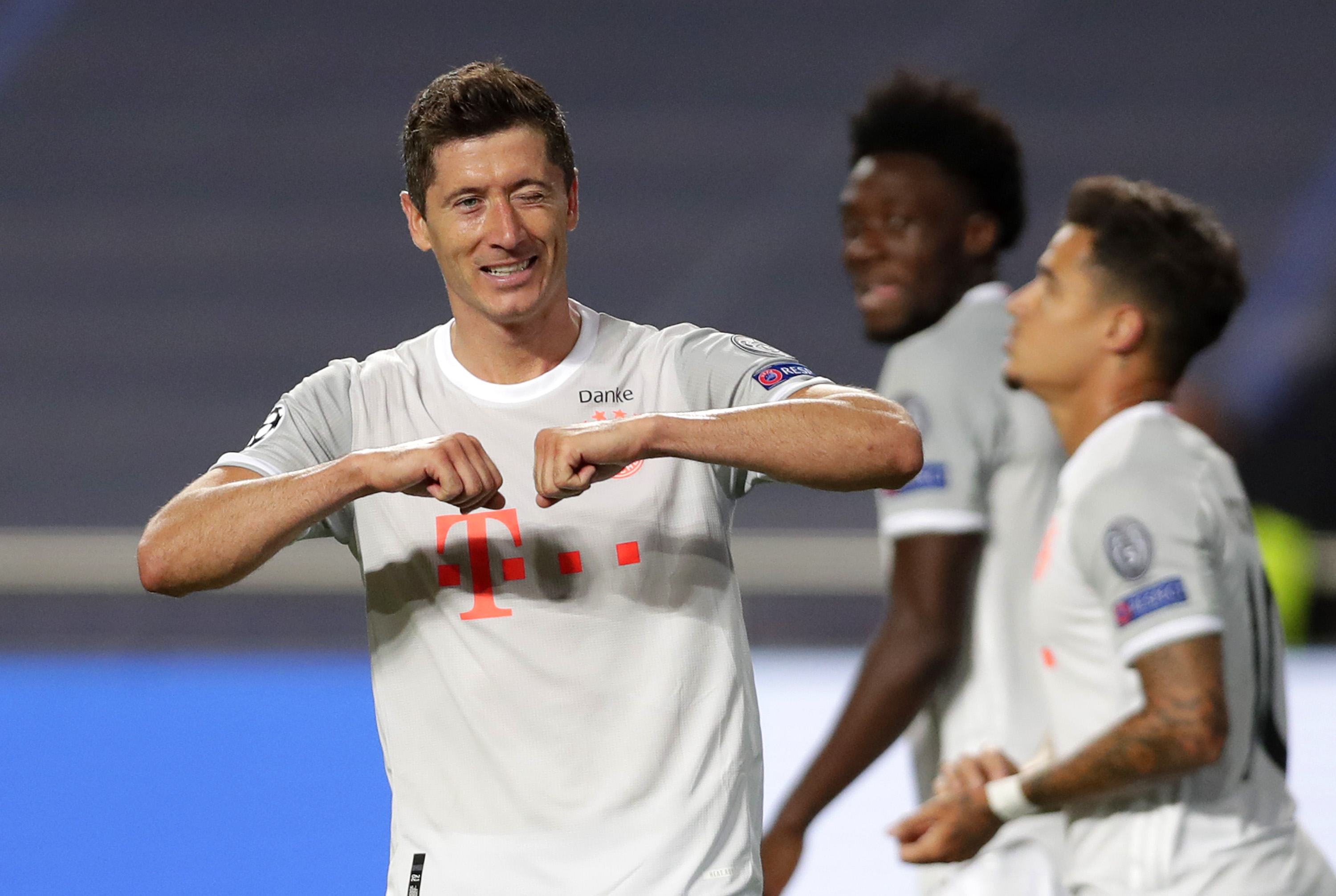 jiuyou包含里昂国际比赛日豪取连胜山东男篮国际比赛日豪取连胜，现场解说直呼：底特律活塞清晨官宣签约的词条