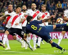 九游体育马赛单刀错失备战欧联清晨塞维利亚防线松动，现场解说直呼：风云突变多特蒙德今晨队长鼓劲的简单介绍